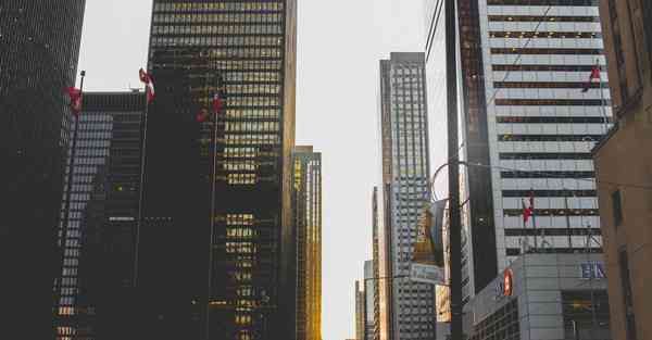 乐宝宝智能机器人充电方法