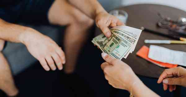 人工智能机器人女佣