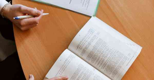 人工智能机器人搬家：革新行业的力量