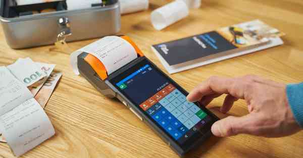 大数据中心人工智能：未来的行业趋势与挑战