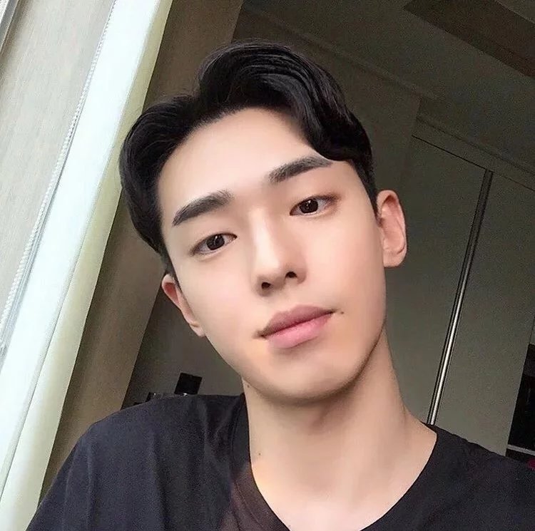符壮江腾