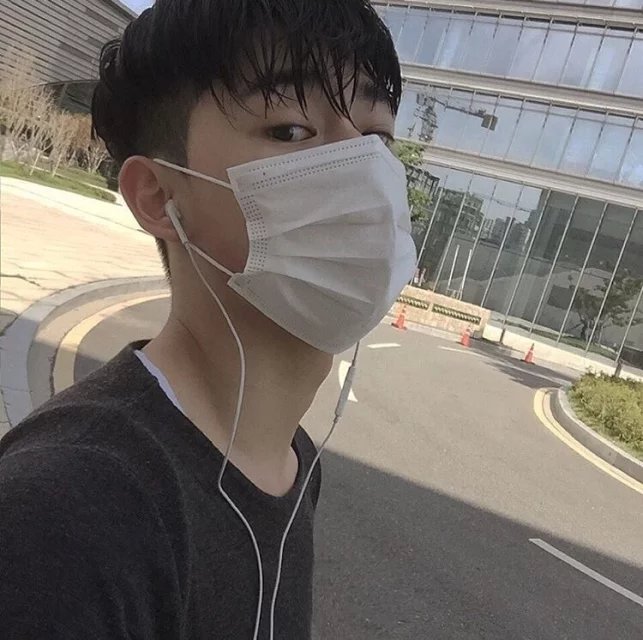 茅婕富颖