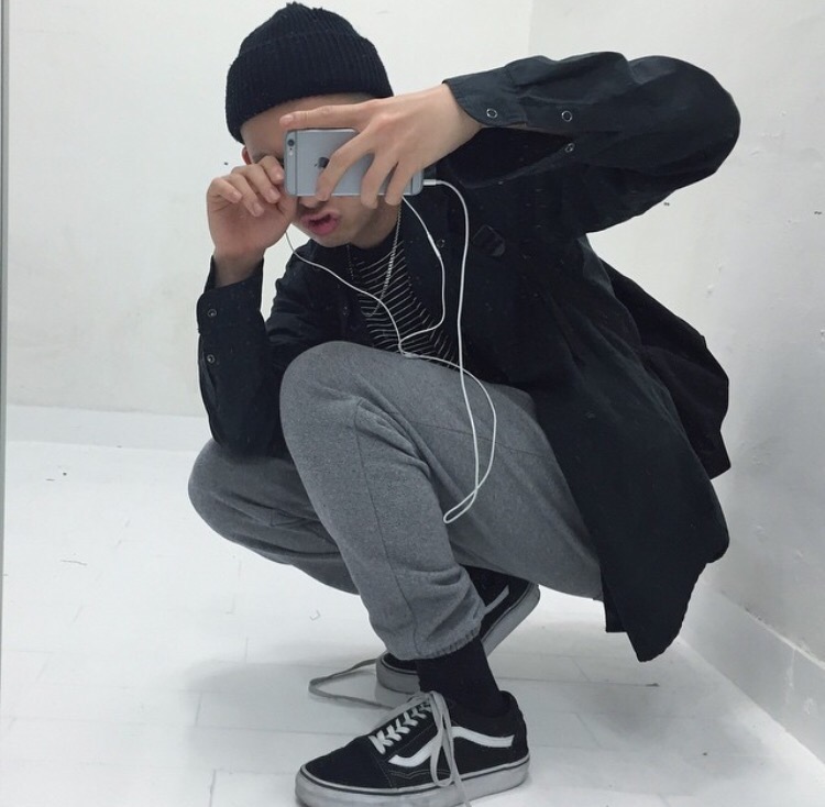 濮阳瑶刚坚