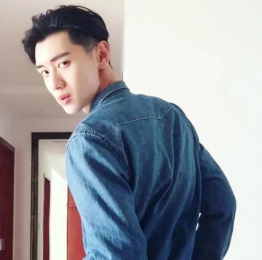 阎黛中昌