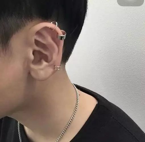 赫连仁瑞霭